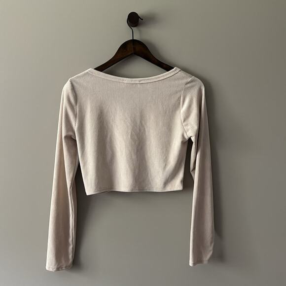 ALTAR’D STATE RIBBED VELVETY / VELOUR LONG SLEEVE CROP TOP SIZE SMALL - Picture 2 of 4